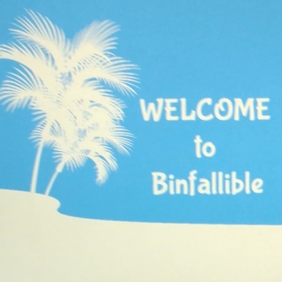 ~~Binfallible Boutique & Closet~~ - Picture 1 of 1